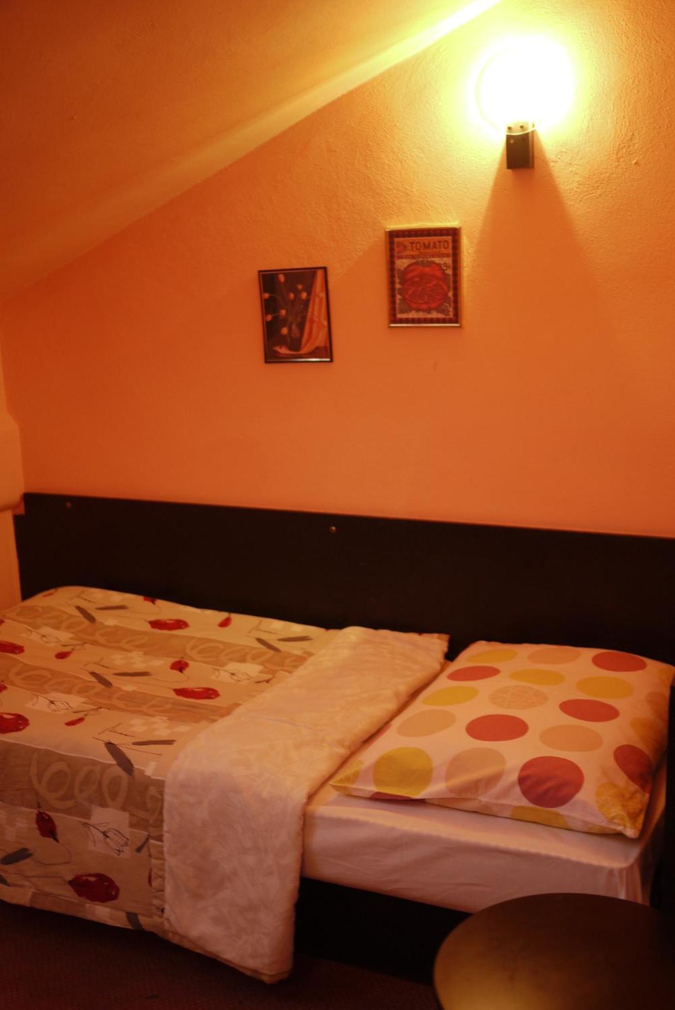 Penzion Tilia Levice Buitenkant foto